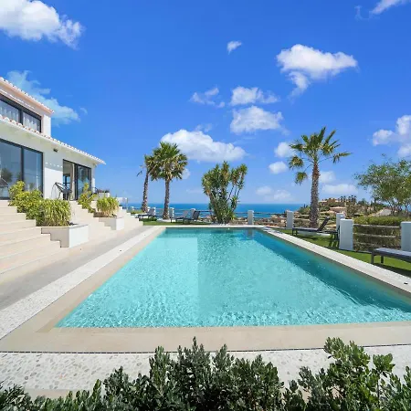 Belvilla By Oyo La Sirena Villa *